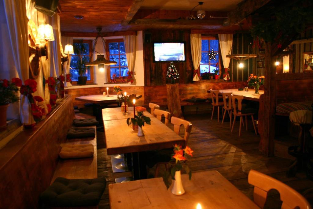 Gasthaus Falbesoner Lägenhet Gschnitz Exteriör bild